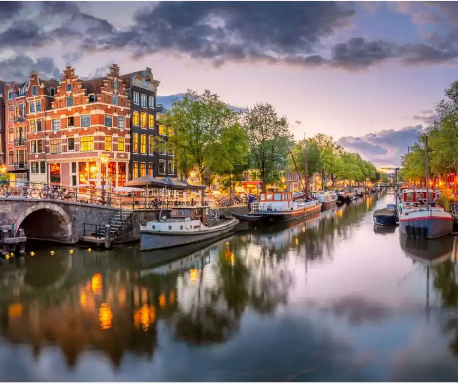 pasqua-in-olanda-amsterdam-canali-tramonto