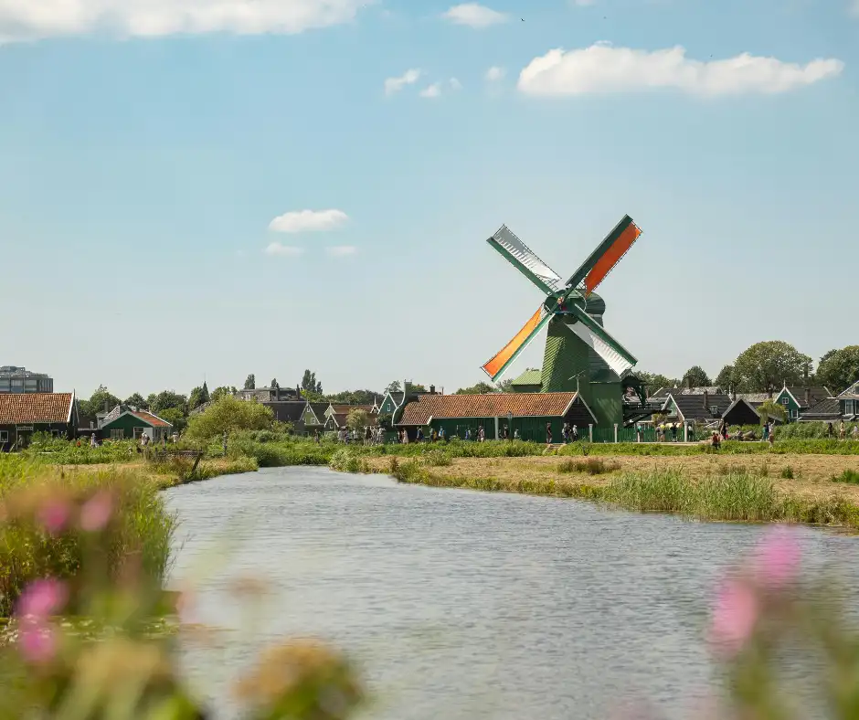 pasqua-in-olanda-zaanse-schans-mulino