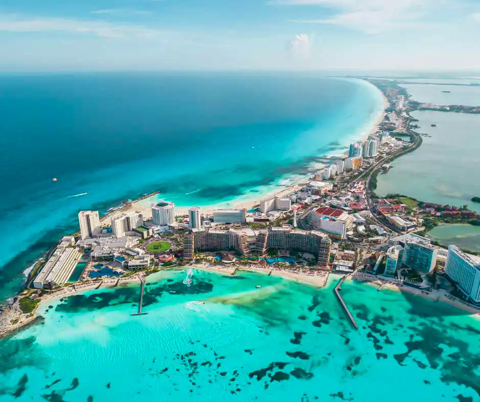 Offerta-viaggio-Cancun-e-Riviera-Maya-–-pacchetto-vacanza-Messico-mare-e-cultura