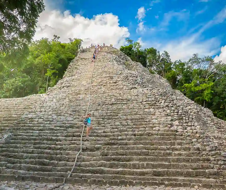 Tour-Yucatan-Coba-–-offerta-viaggio-Messico-tra-piramidi-Maya-e-Riviera-Maya