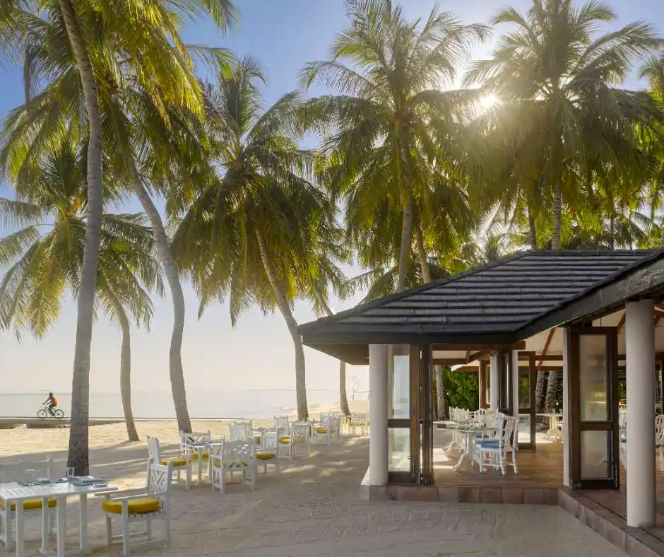 ristorante-sulla-spiaggia-villa-park-sun-island-resort-maldive